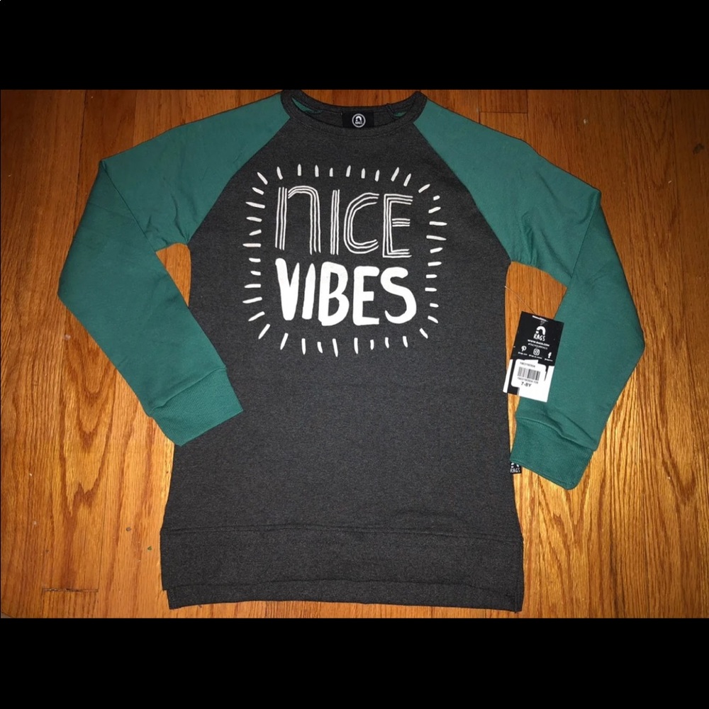 Sweatshirt